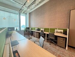 Arc 380 (D8), Office #496009311